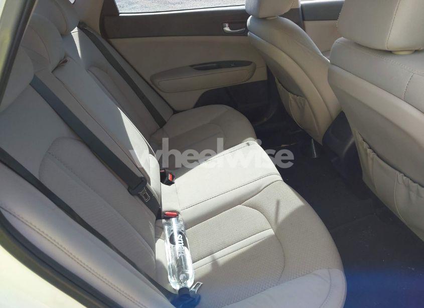 Photo 8 of 2017 Kia Optima LX (VIN 5XXGT4L37HG160566)