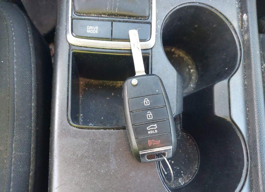 Photo 11 of 2017 Kia Optima LX (VIN 5XXGT4L37HG178050)