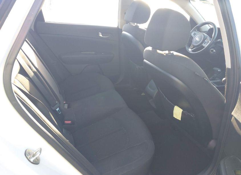 Photo 8 of 2017 Kia Optima LX (VIN 5XXGT4L37HG178050)