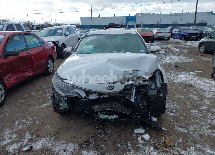 Photo 13 of 2018 Kia Optima S (VIN 5XXGT4L37JG190270)
