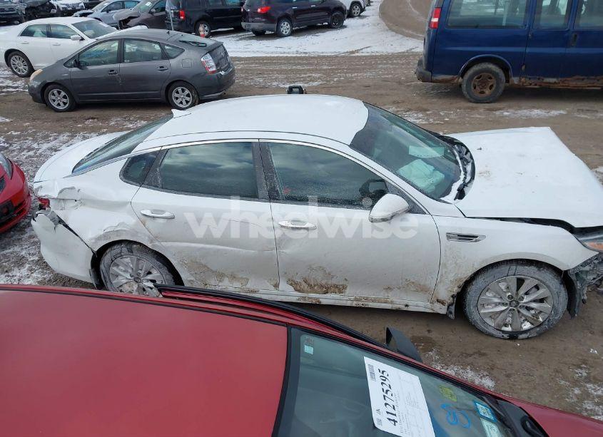 Photo 14 of 2018 Kia Optima S (VIN 5XXGT4L37JG190270)