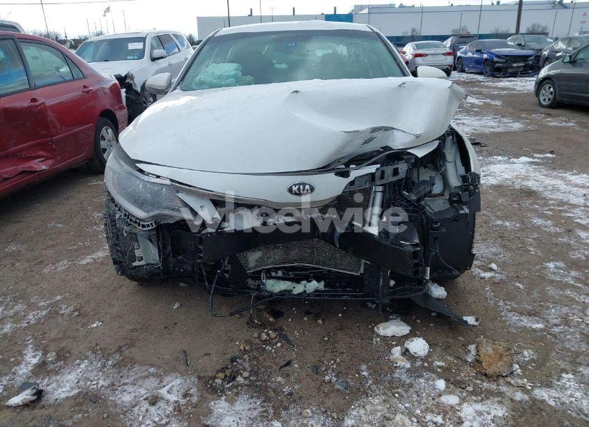 Photo 6 of 2018 Kia Optima S (VIN 5XXGT4L37JG190270)