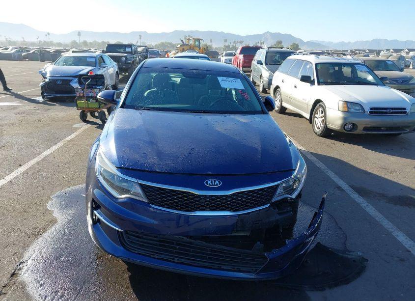 Photo 12 of 2018 Kia Optima LX (VIN 5XXGT4L37JG191824)