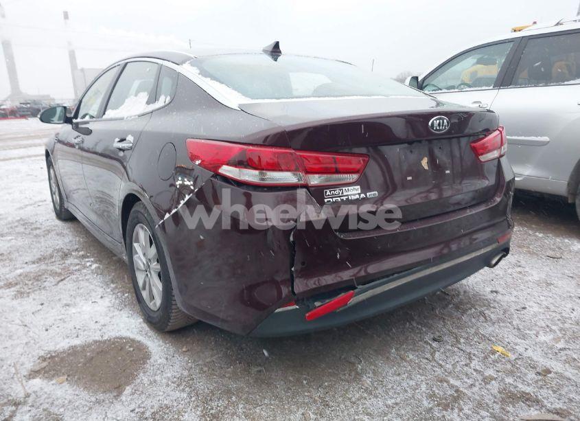 Photo 12 of 2018 Kia Optima LX (VIN 5XXGT4L37JG228953)