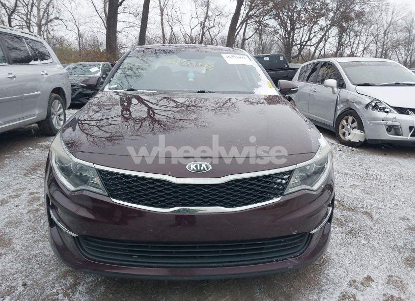 Photo 13 of 2018 Kia Optima LX (VIN 5XXGT4L37JG228953)