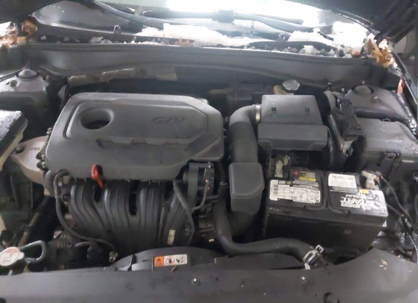 Photo 10 of 2018 Kia Optima LX (VIN 5XXGT4L37JG237426)