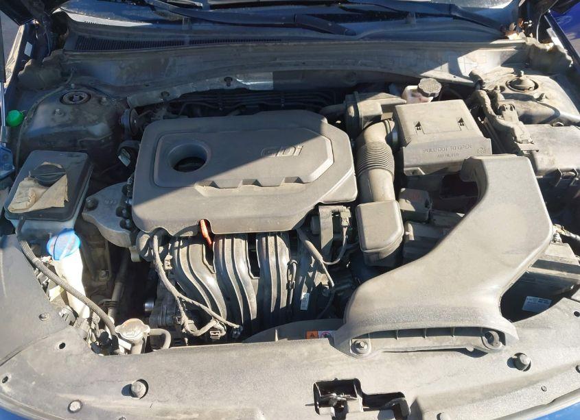 Photo 10 of 2018 Kia Optima LX (VIN 5XXGT4L37JG245395)