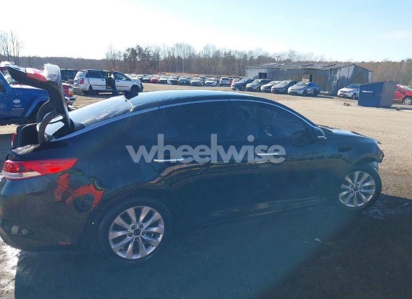 Photo 14 of 2018 Kia Optima LX (VIN 5XXGT4L37JG249642)