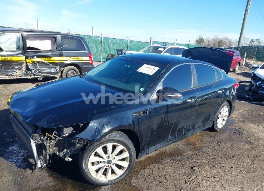 Photo 2 of 2018 Kia Optima LX (VIN 5XXGT4L37JG249642)