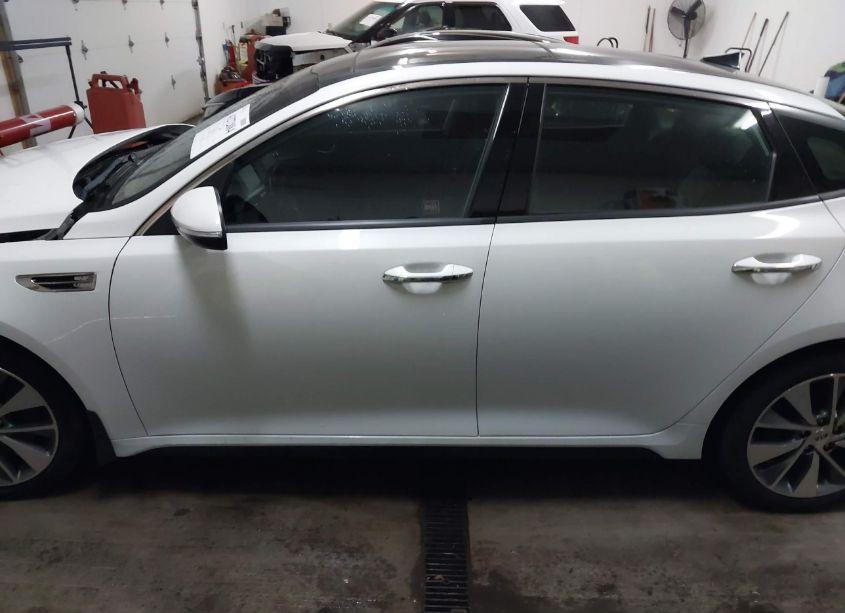 Photo 15 of 2018 Kia Optima S (VIN 5XXGT4L37JG255876)