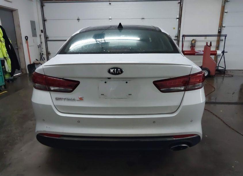 Photo 17 of 2018 Kia Optima S (VIN 5XXGT4L37JG255876)
