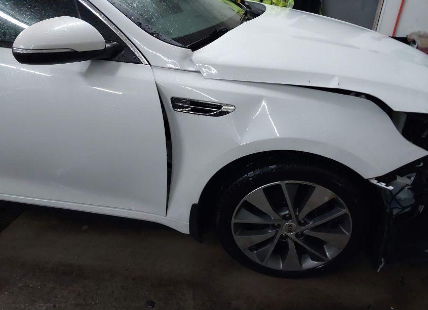 Photo 18 of 2018 Kia Optima S (VIN 5XXGT4L37JG255876)