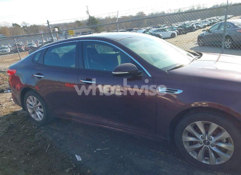Photo 13 of 2018 Kia Optima LX (VIN 5XXGT4L37JG272418)
