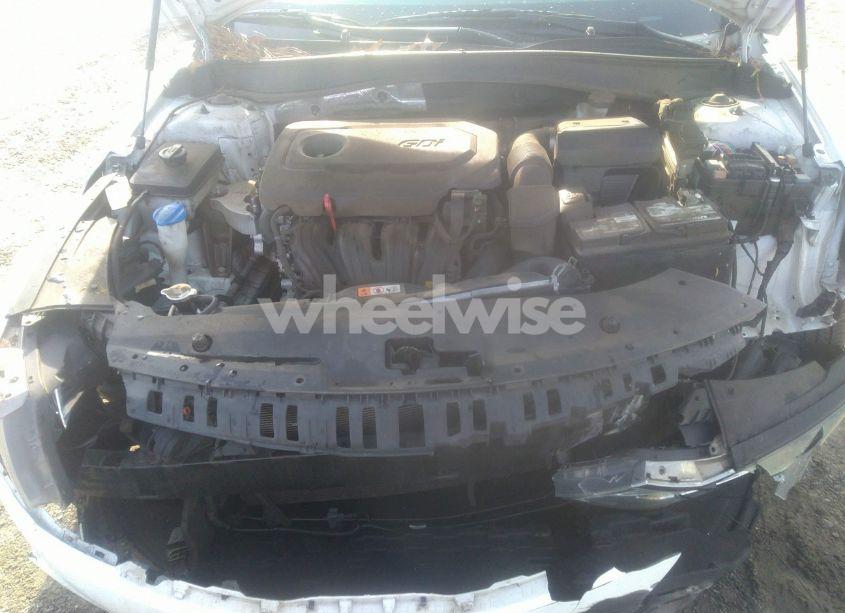 Photo 10 of 2019 Kia Optima LX (VIN 5XXGT4L37KG278849)