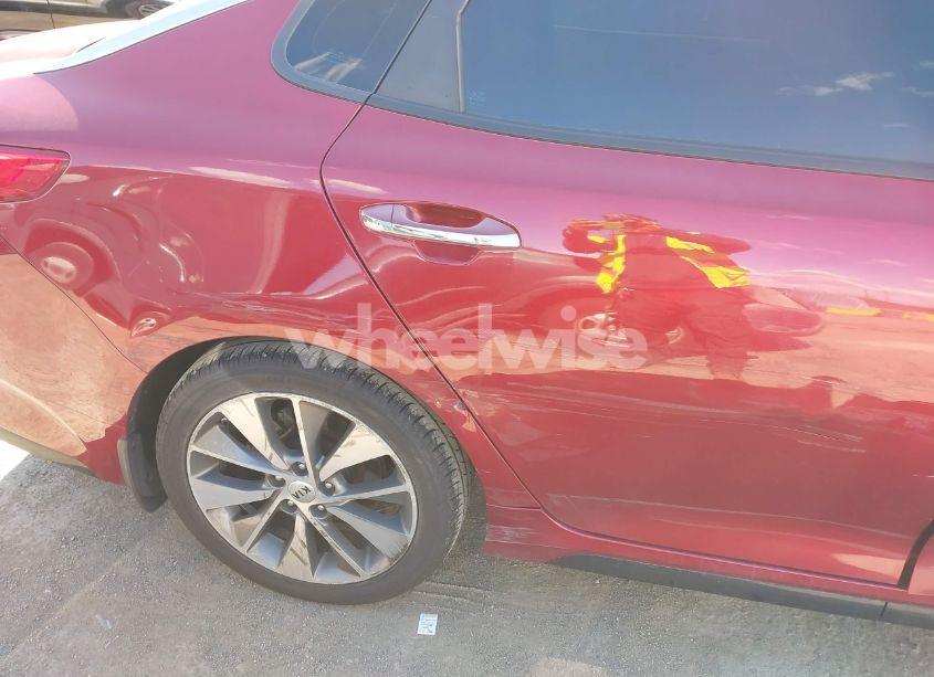 Photo 18 of 2019 Kia Optima S (VIN 5XXGT4L37KG279788)