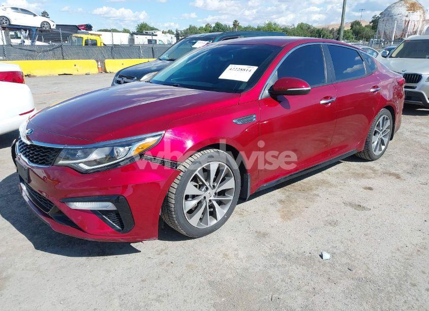 Photo 2 of 2019 Kia Optima S (VIN 5XXGT4L37KG279788)