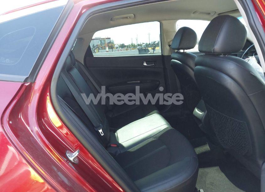 Photo 8 of 2019 Kia Optima S (VIN 5XXGT4L37KG279788)