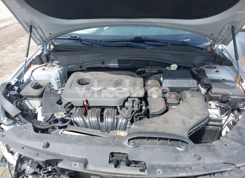 Photo 10 of 2019 Kia Optima LX (VIN 5XXGT4L37KG281329)