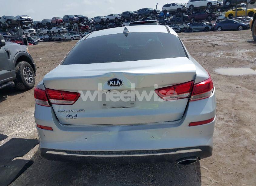 Photo 16 of 2019 Kia Optima LX (VIN 5XXGT4L37KG281329)