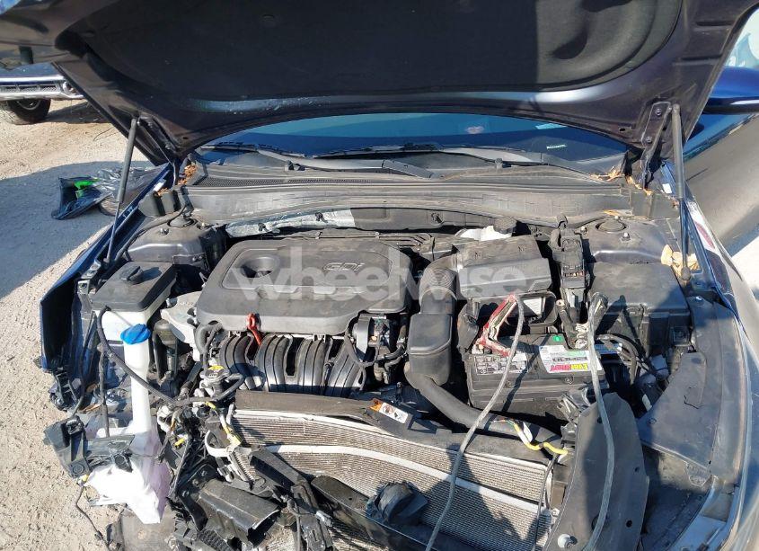 Photo 10 of 2019 Kia Optima S (VIN 5XXGT4L37KG289897)