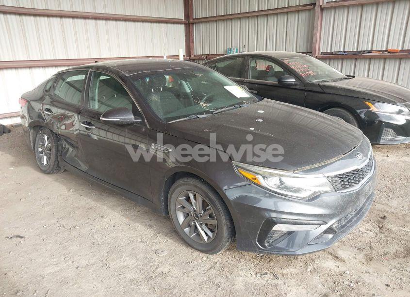 2019 Kia Optima LX (VIN 5XXGT4L37KG293349) main photo