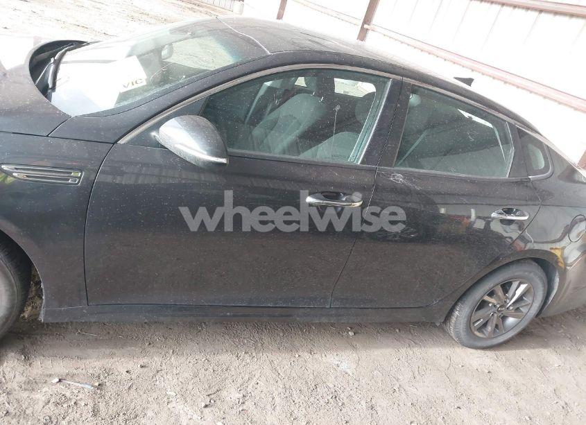 Photo 14 of 2019 Kia Optima LX (VIN 5XXGT4L37KG293349)