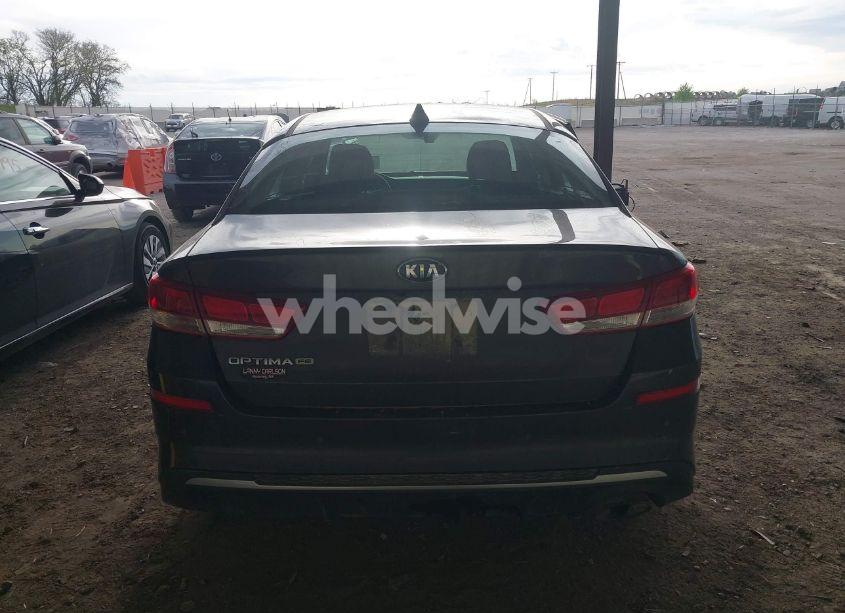 Photo 16 of 2019 Kia Optima LX (VIN 5XXGT4L37KG293349)