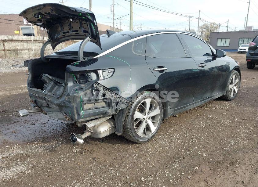 Photo 4 of 2019 Kia Optima S (VIN 5XXGT4L37KG302762)