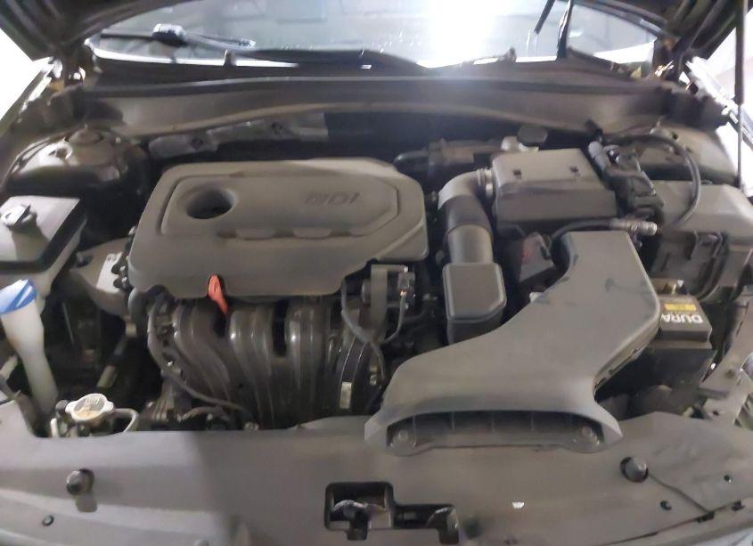 Photo 10 of 2019 Kia Optima S (VIN 5XXGT4L37KG316354)