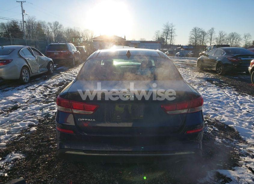 Photo 16 of 2019 Kia Optima LX (VIN 5XXGT4L37KG317553)