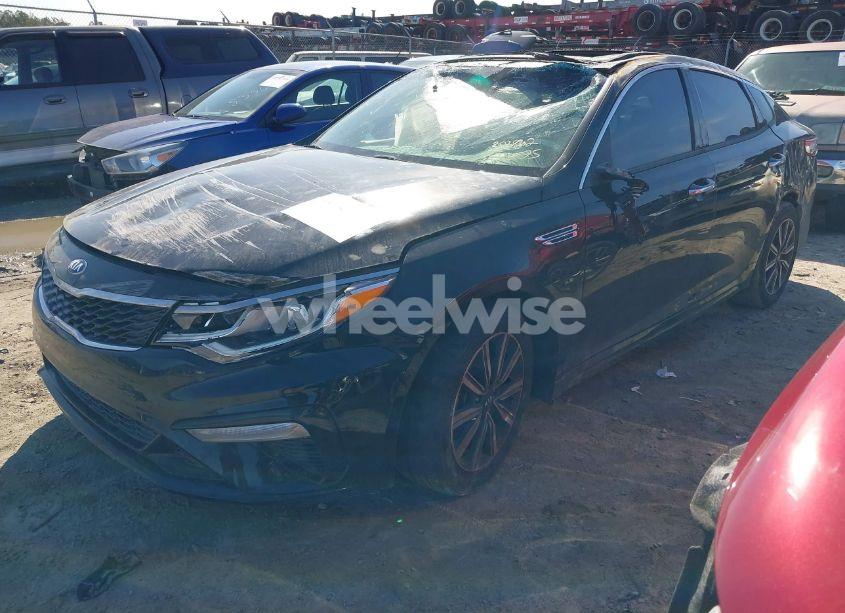 Photo 2 of 2019 Kia Optima LX (VIN 5XXGT4L37KG321862)