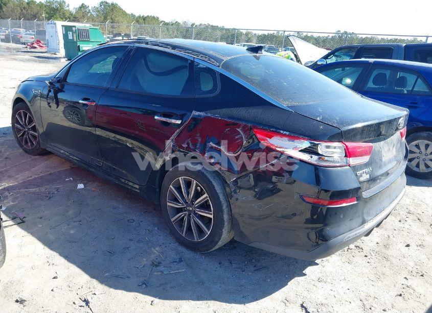 Photo 3 of 2019 Kia Optima LX (VIN 5XXGT4L37KG321862)