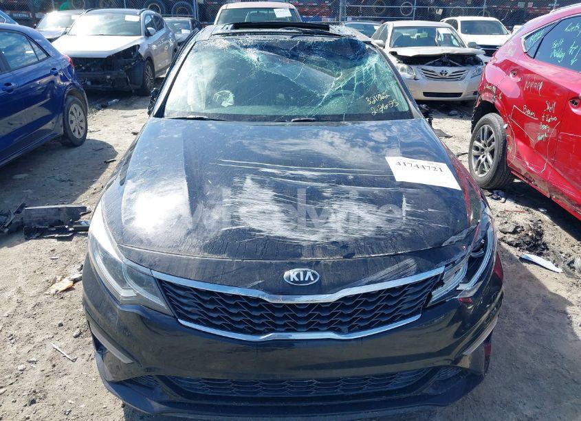 Photo 6 of 2019 Kia Optima LX (VIN 5XXGT4L37KG321862)