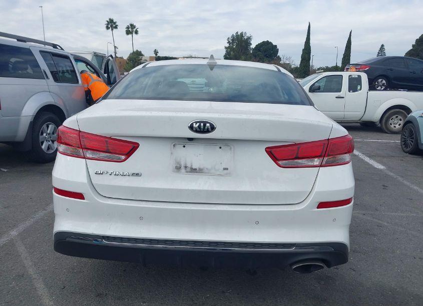 Photo 15 of 2019 Kia Optima LX (VIN 5XXGT4L37KG331274)