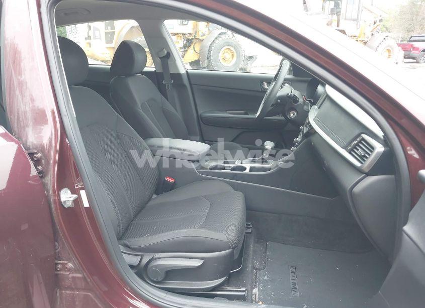 Photo 5 of 2019 Kia Optima LX (VIN 5XXGT4L37KG344235)