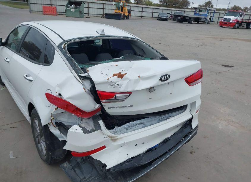 Photo 6 of 2019 Kia Optima LX (VIN 5XXGT4L37KG348091)
