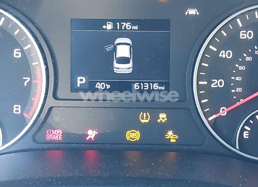 Photo 15 of 2019 Kia Optima S (VIN 5XXGT4L37KG359396)