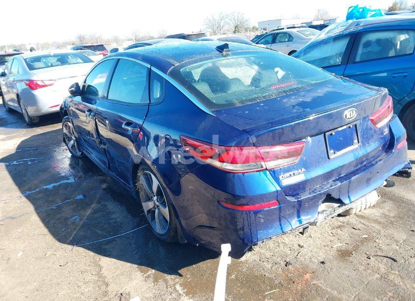 Photo 3 of 2019 Kia Optima S (VIN 5XXGT4L37KG359396)