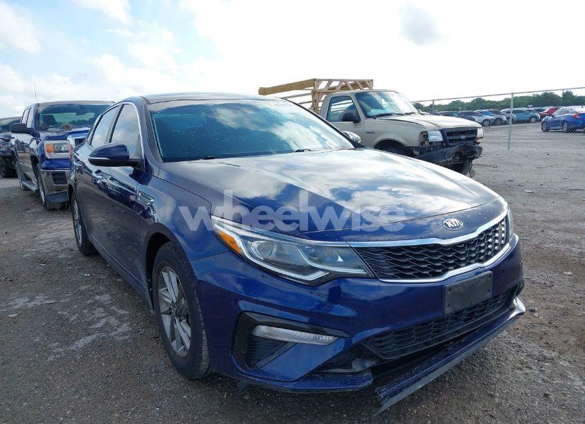 2019 Kia Optima LX (VIN 5XXGT4L37KG364095) main photo