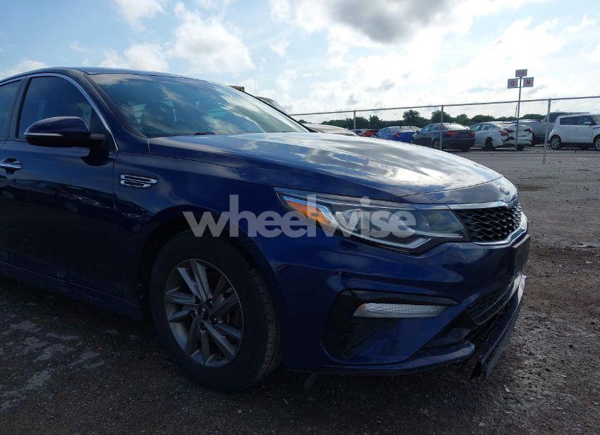 Photo 6 of 2019 Kia Optima LX (VIN 5XXGT4L37KG364095)