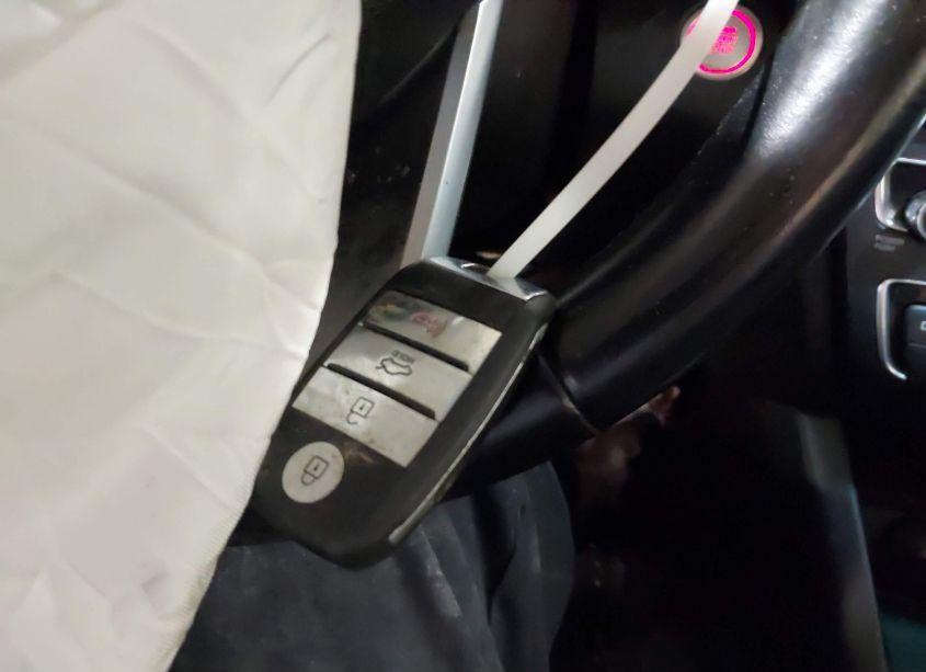 Photo 11 of 2019 Kia Optima S (VIN 5XXGT4L37KG367790)