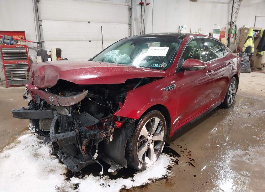 Photo 2 of 2019 Kia Optima S (VIN 5XXGT4L37KG367790)