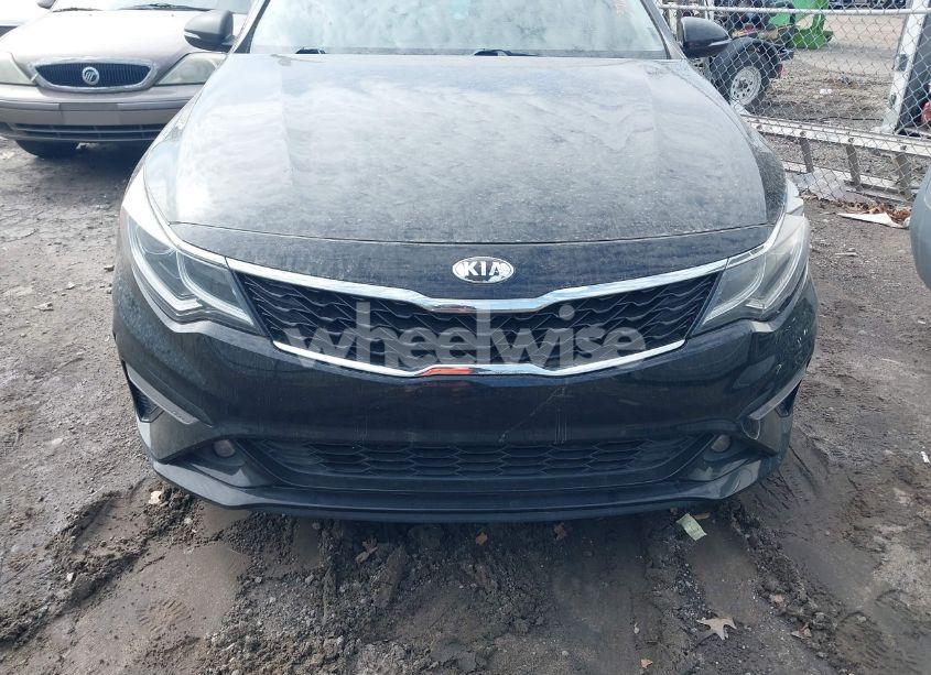 Photo 12 of 2019 Kia Optima S (VIN 5XXGT4L37KG372813)