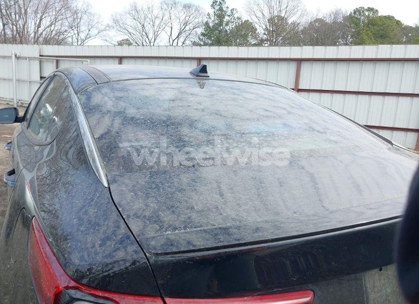 Photo 3 of 2019 Kia Optima S (VIN 5XXGT4L37KG372813)