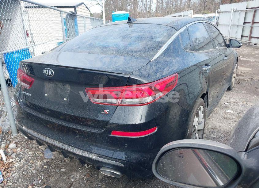 Photo 4 of 2019 Kia Optima S (VIN 5XXGT4L37KG372813)