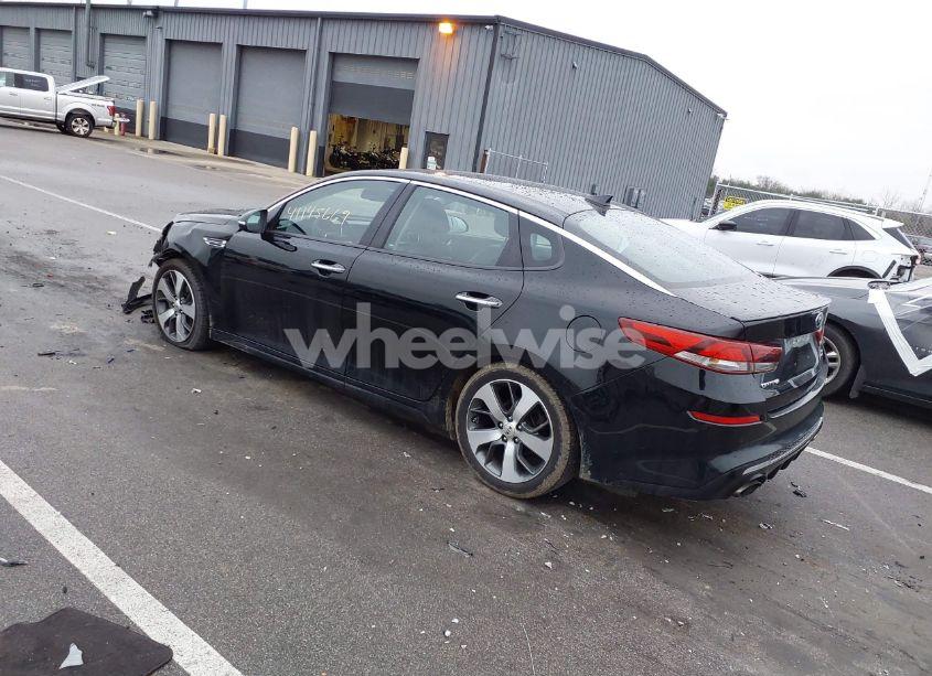 Photo 3 of 2019 Kia Optima S (VIN 5XXGT4L37KG374481)