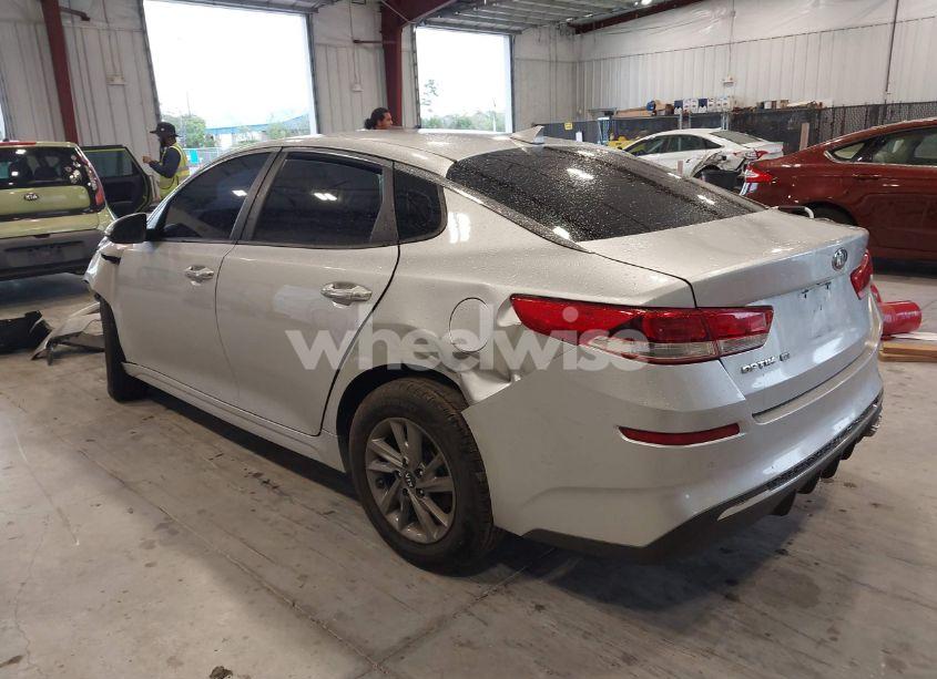 Photo 3 of 2020 Kia Optima LX (VIN 5XXGT4L37LG391573)