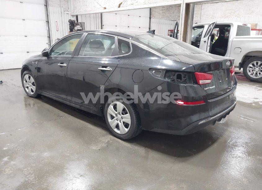 Photo 3 of 2020 Kia Optima LX (VIN 5XXGT4L37LG392075)