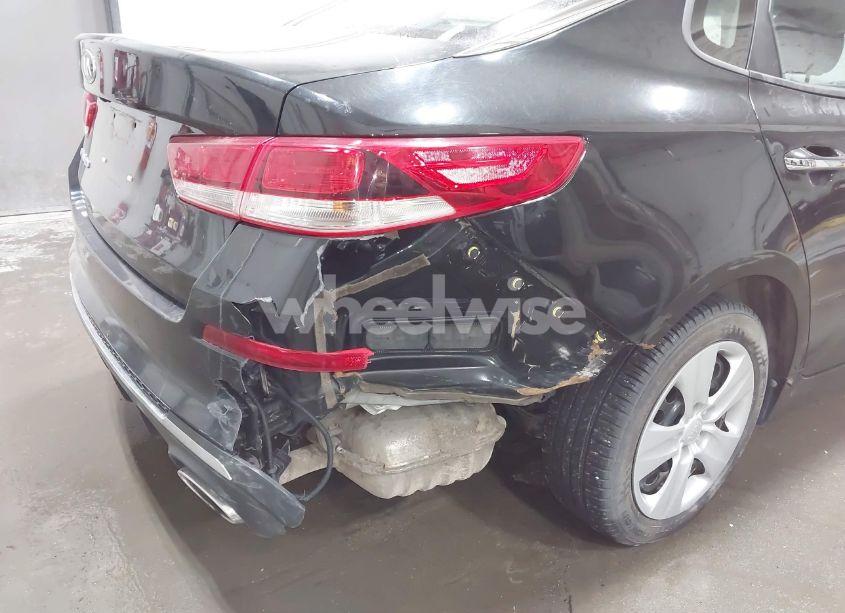 Photo 6 of 2020 Kia Optima LX (VIN 5XXGT4L37LG392075)