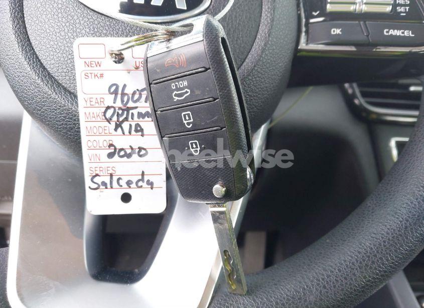 Photo 11 of 2020 Kia Optima LX (VIN 5XXGT4L37LG393078)